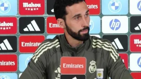 津门虎宣布：西班牙中场球员萨尔瓦多成功签约